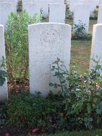 Serre Road Cemetery No.2 - Wray, George Edwin Saunders