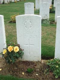 Serre Road Cemetery No.2 - Wright, James