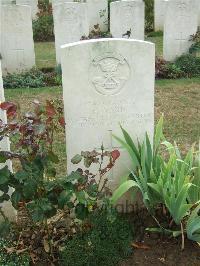 Serre Road Cemetery No.2 - Yard, Harry