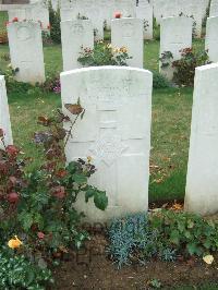 Serre Road Cemetery No.2 - Young, Frederick