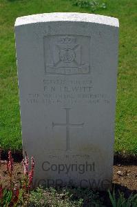 St. Charles De Percy War Cemetery - Hewitt, Frederick Norman
