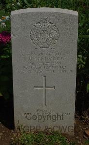 St. Charles De Percy War Cemetery - Hindmoor, John Birkett