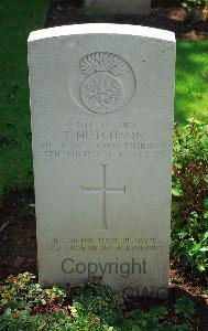 St. Charles De Percy War Cemetery - Hutchison, Thomas