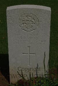 St. Charles De Percy War Cemetery - Quinn, Arthur Douglas