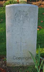 St. Manvieu War Cemetery Cheux - Kirk, Thomas