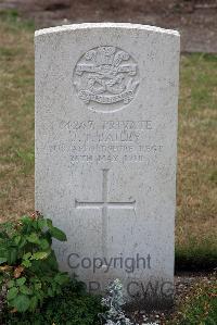 St. Sever Cemetery Extension Rouen - Bailey, J T