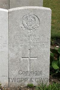 St. Sever Cemetery Extension Rouen - Baker, Harold John