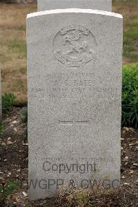 St. Sever Cemetery Extension Rouen - Bates, A G