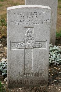 St. Sever Cemetery Extension Rouen - Bates, H