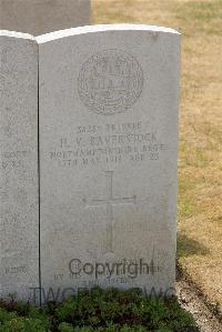 St. Sever Cemetery Extension Rouen - Baverstock, Hugh Victor
