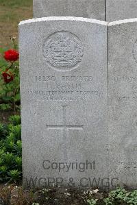 St. Sever Cemetery Extension Rouen - Baylis, H