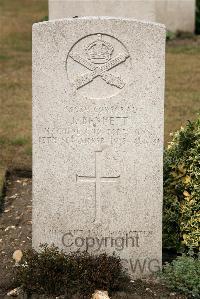 St. Sever Cemetery Extension Rouen - Bennett, John