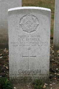 St. Sever Cemetery Extension Rouen - Bethell, Frederick Charles