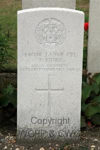 St. Sever Cemetery Extension Rouen - Binks, Sydney