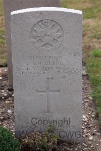 St. Sever Cemetery Extension Rouen - Bland, Bernard James