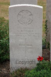 St. Sever Cemetery Extension Rouen - Bloomer, G