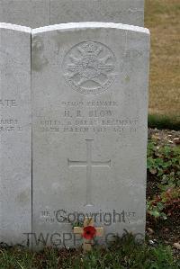 St. Sever Cemetery Extension Rouen - Blow, Harold Reginald