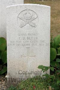 St. Sever Cemetery Extension Rouen - Blyth, T D