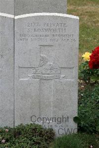St. Sever Cemetery Extension Rouen - Bosworth, Stanley