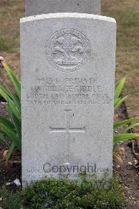 St. Sever Cemetery Extension Rouen - Bracegirdle, W