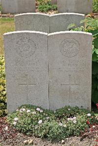 St. Sever Cemetery Extension Rouen - Bradbury, S