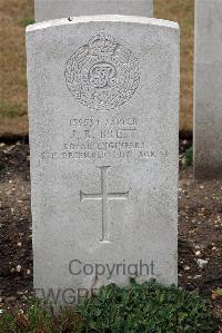 St. Sever Cemetery Extension Rouen - Brett, John Rapson