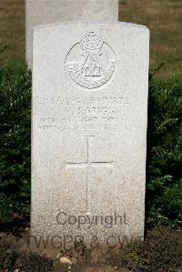 St. Sever Cemetery Extension Rouen - Briggs, W S