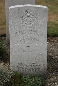 St. Sever Cemetery Extension Rouen - Bryant, Harold Cherberd