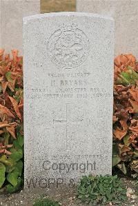 St. Sever Cemetery Extension Rouen - Bryars, H