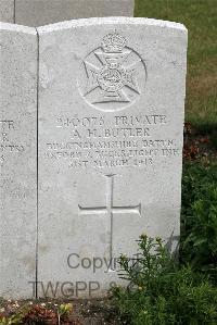 St. Sever Cemetery Extension Rouen - Butler, A H