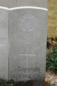 St. Sever Cemetery Extension Rouen - Carlton, J