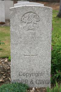 St. Sever Cemetery Extension Rouen - Carlton, W S