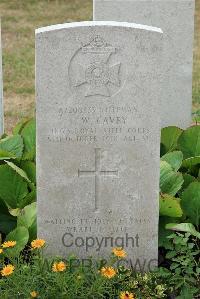 St. Sever Cemetery Extension Rouen - Cavey, T W