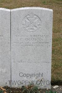 St. Sever Cemetery Extension Rouen - Chapman, G