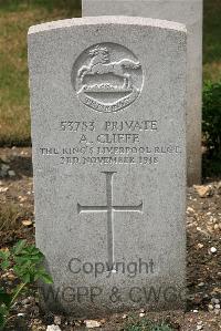 St. Sever Cemetery Extension Rouen - Cliffe, A