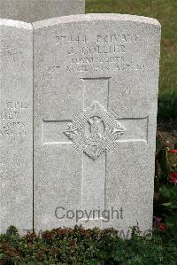 St. Sever Cemetery Extension Rouen - Collier, James