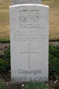 St. Sever Cemetery Extension Rouen - Cooper, Wright