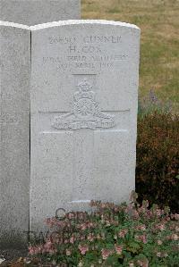 St. Sever Cemetery Extension Rouen - Cox, H