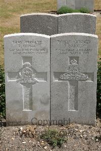 St. Sever Cemetery Extension Rouen - Coyle, T