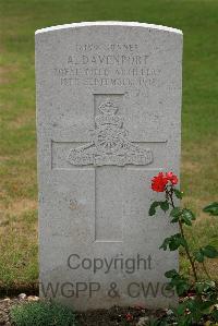 St. Sever Cemetery Extension Rouen - Davenport, A