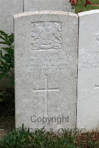 St. Sever Cemetery Extension Rouen - Davies, W H