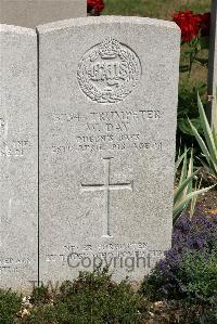 St. Sever Cemetery Extension Rouen - Day, William