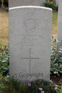 St. Sever Cemetery Extension Rouen - Dean, F