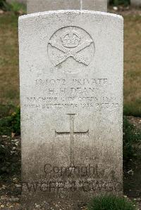 St. Sever Cemetery Extension Rouen - Dean, Harry Hewer