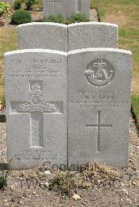 St. Sever Cemetery Extension Rouen - Dean, H H