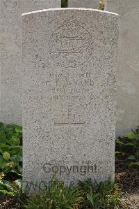 St. Sever Cemetery Extension Rouen - Denard, Christopher Telford