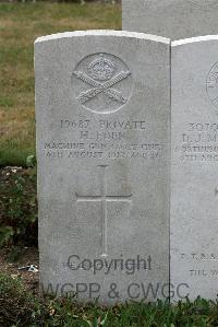 St. Sever Cemetery Extension Rouen - Eden, Harry