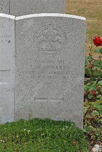 St. Sever Cemetery Extension Rouen - Edwards, J H