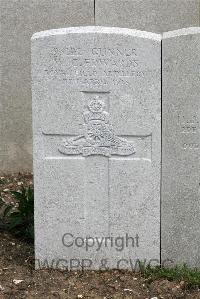 St. Sever Cemetery Extension Rouen - Edwards, W G