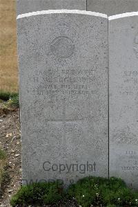 St. Sever Cemetery Extension Rouen - Eggleton, Horace William